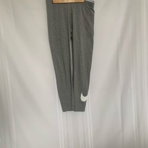 Gray Nike leggings
